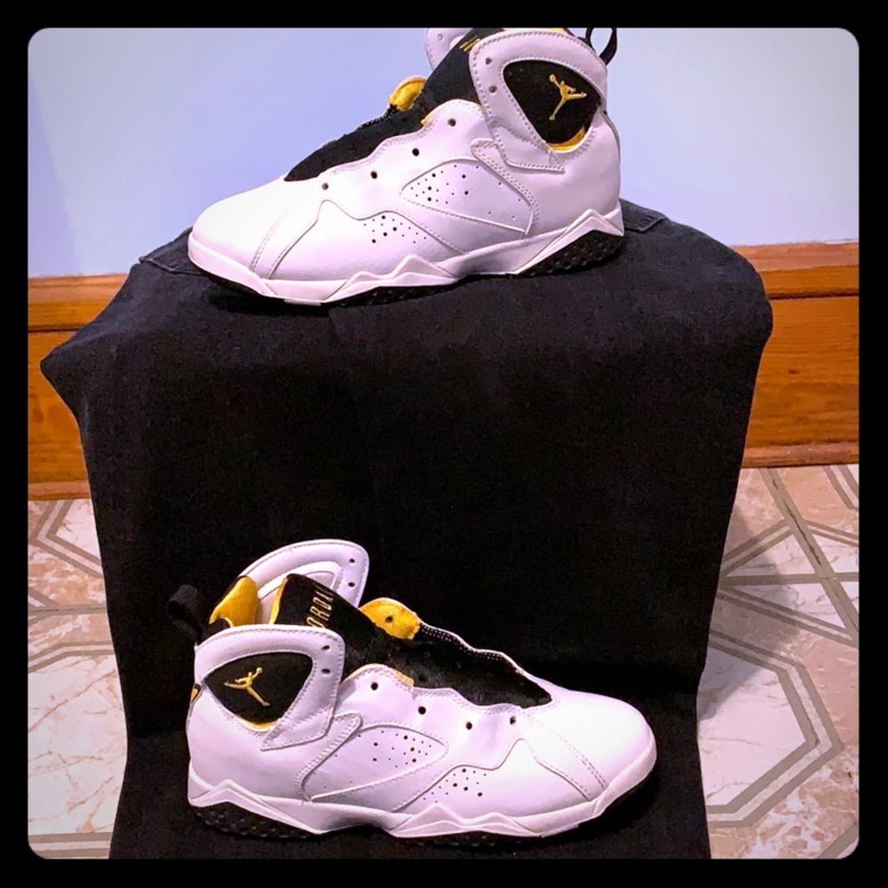 Kids sneakers